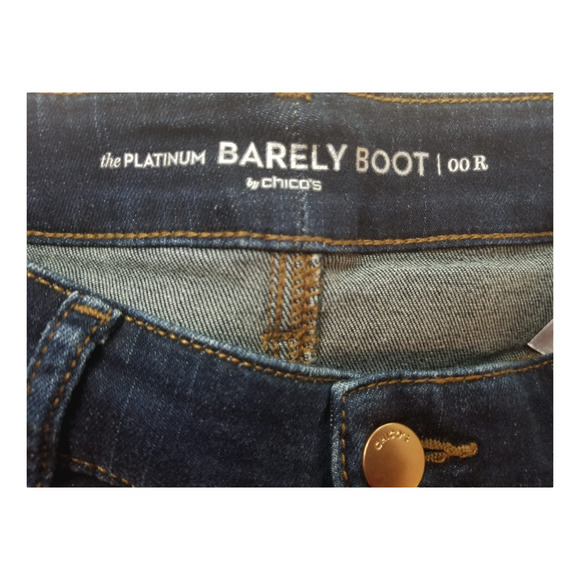 The Platinum by Chico's Barely Boot Blue Women's Jeans Size 00R 30x 30 - Picture 8 of 8